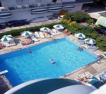 Hotel Miniheron 3*